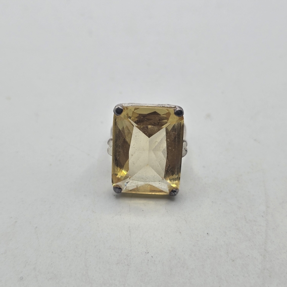 Sterling Silver Yellow Gemstone Ring - Picture 3 of 8
